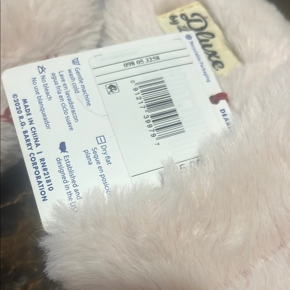 Dearfoams deLuxe Pink Plush Slippers with Cozy Design - Picture 3 of 7